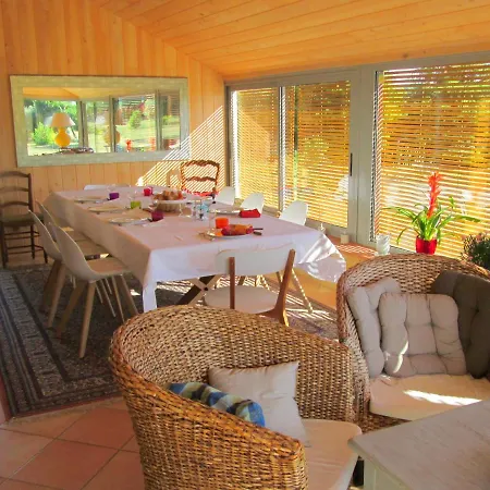 La Petite Foucaudiere Couette-café